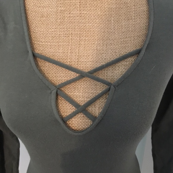 Hollister Green Bodysuit - Picture 2 of 6